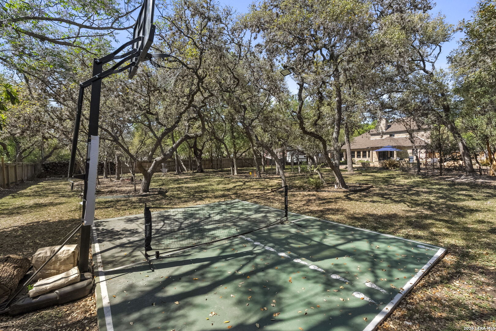 10918 Hunters Way