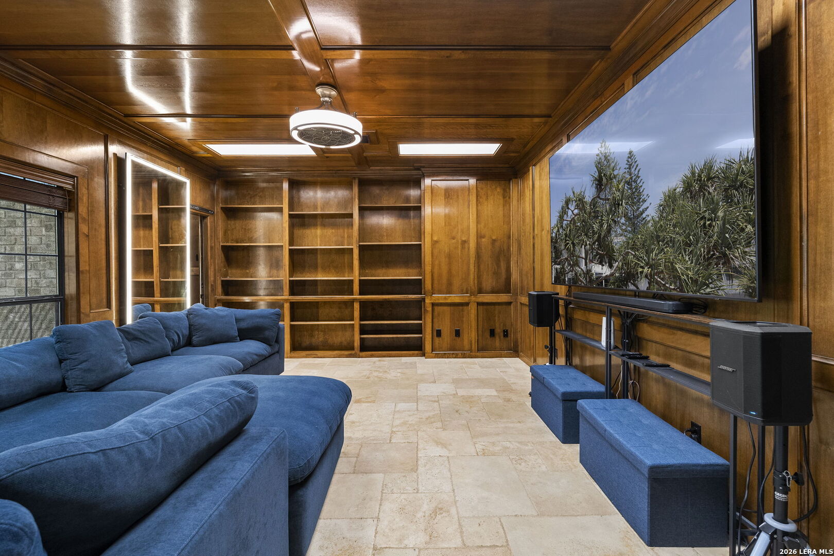 10918 Hunters Way