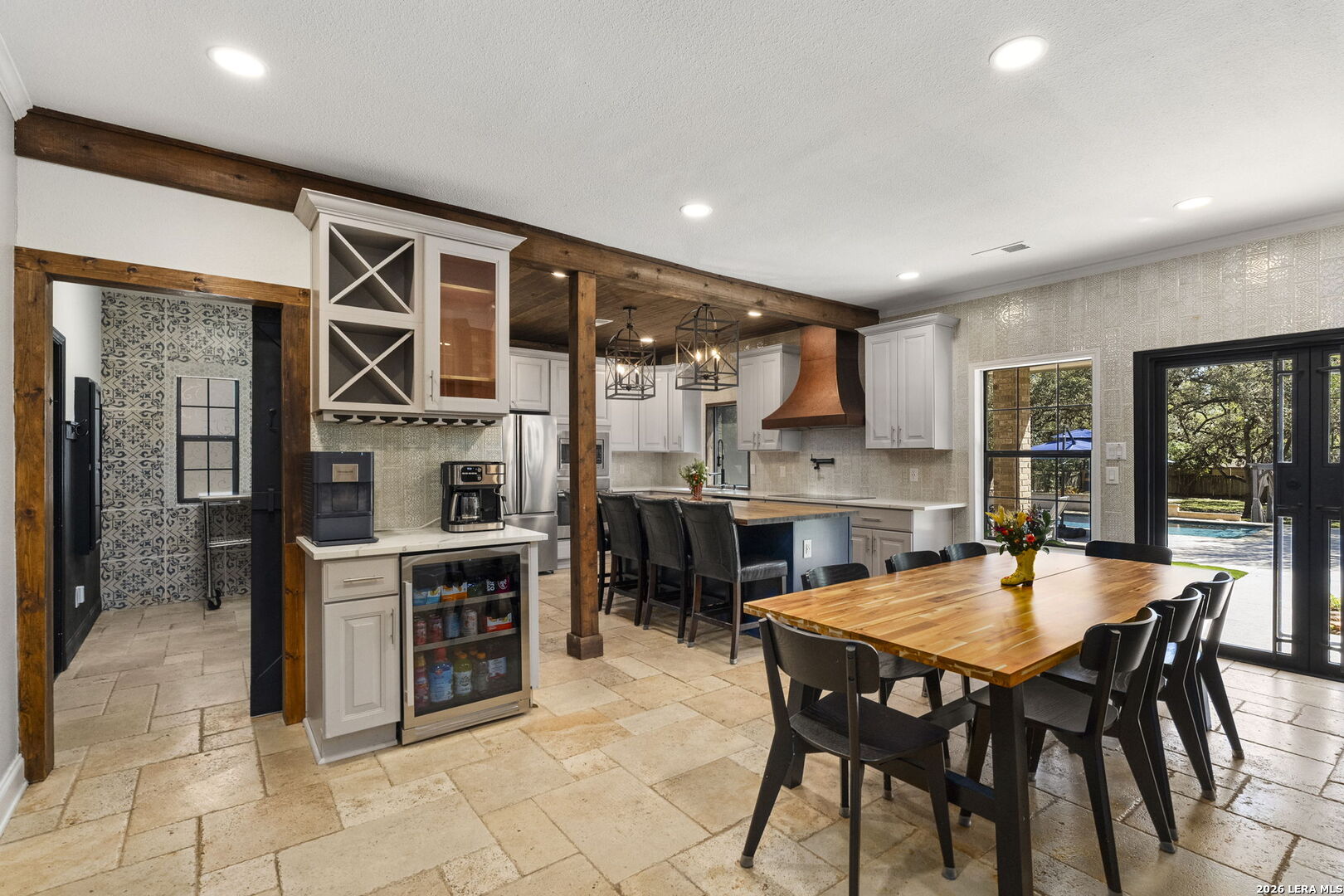 10918 Hunters Way