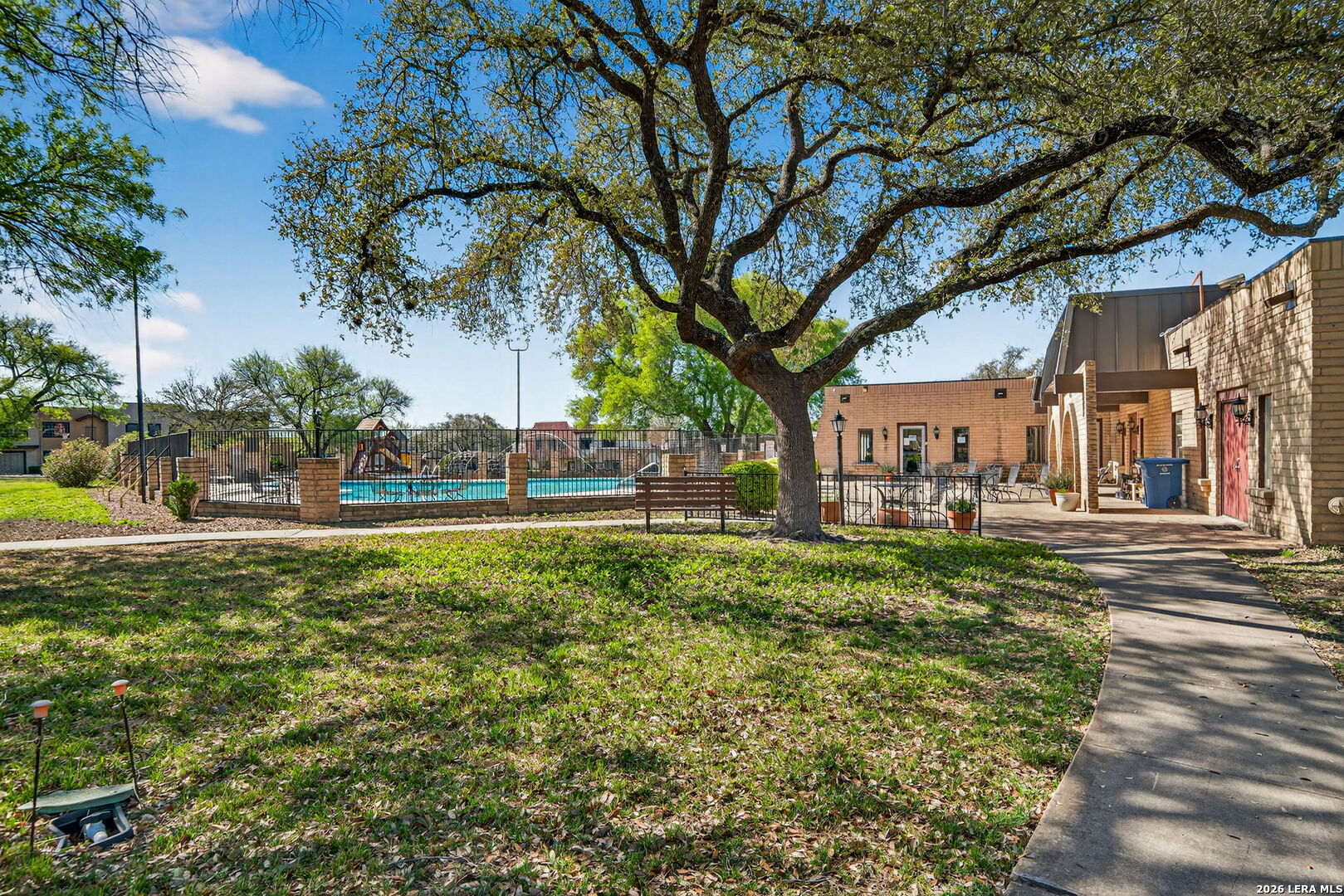 6750 Crown Ridge