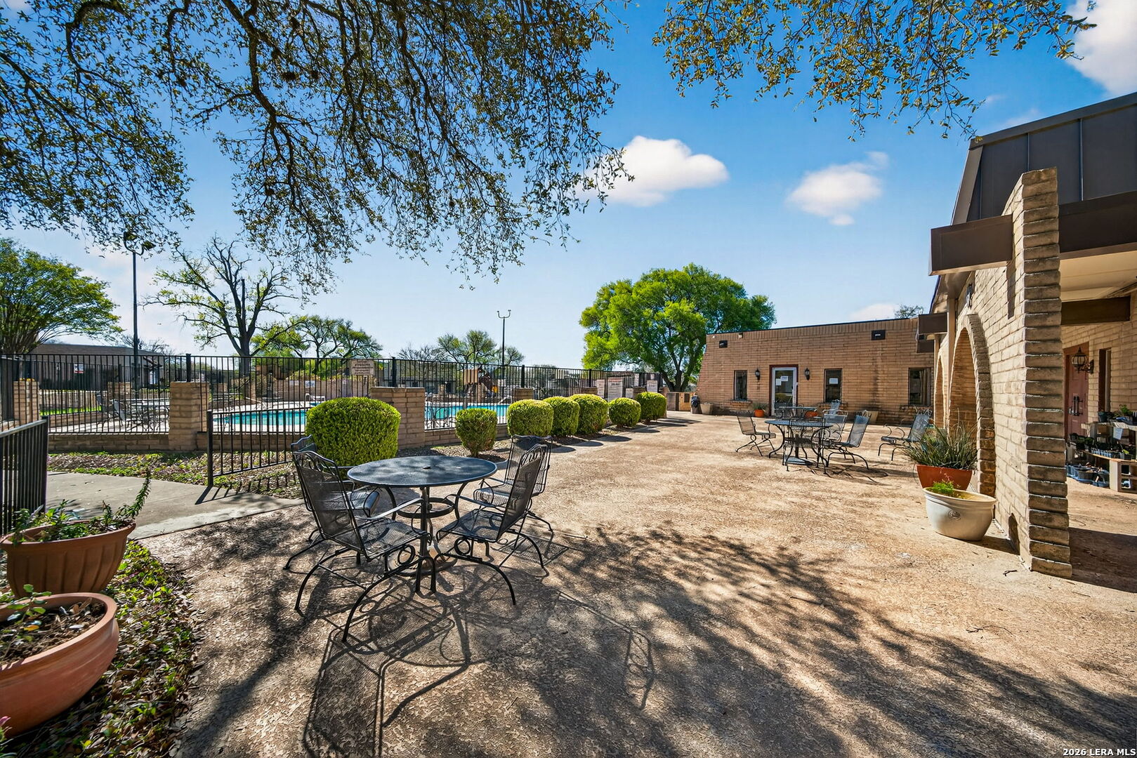 6750 Crown Ridge