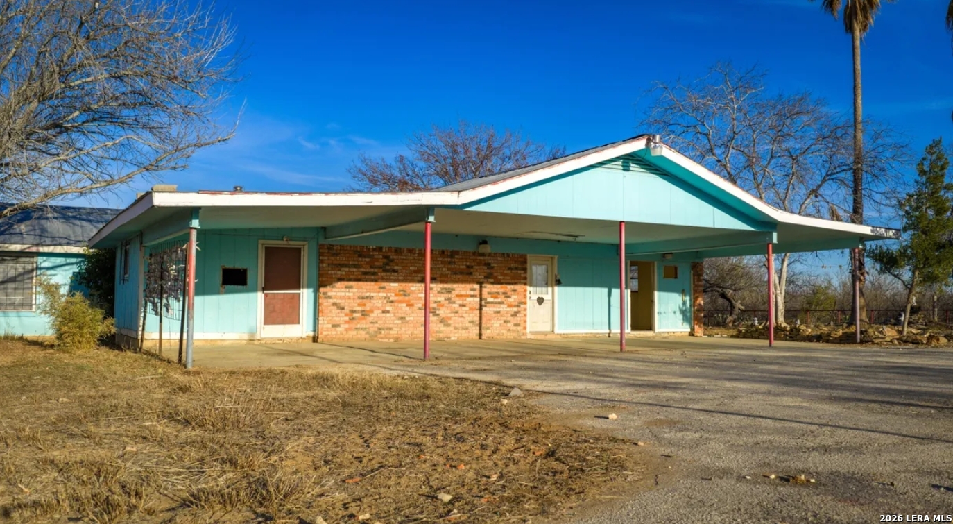 1799 Shumaca Road