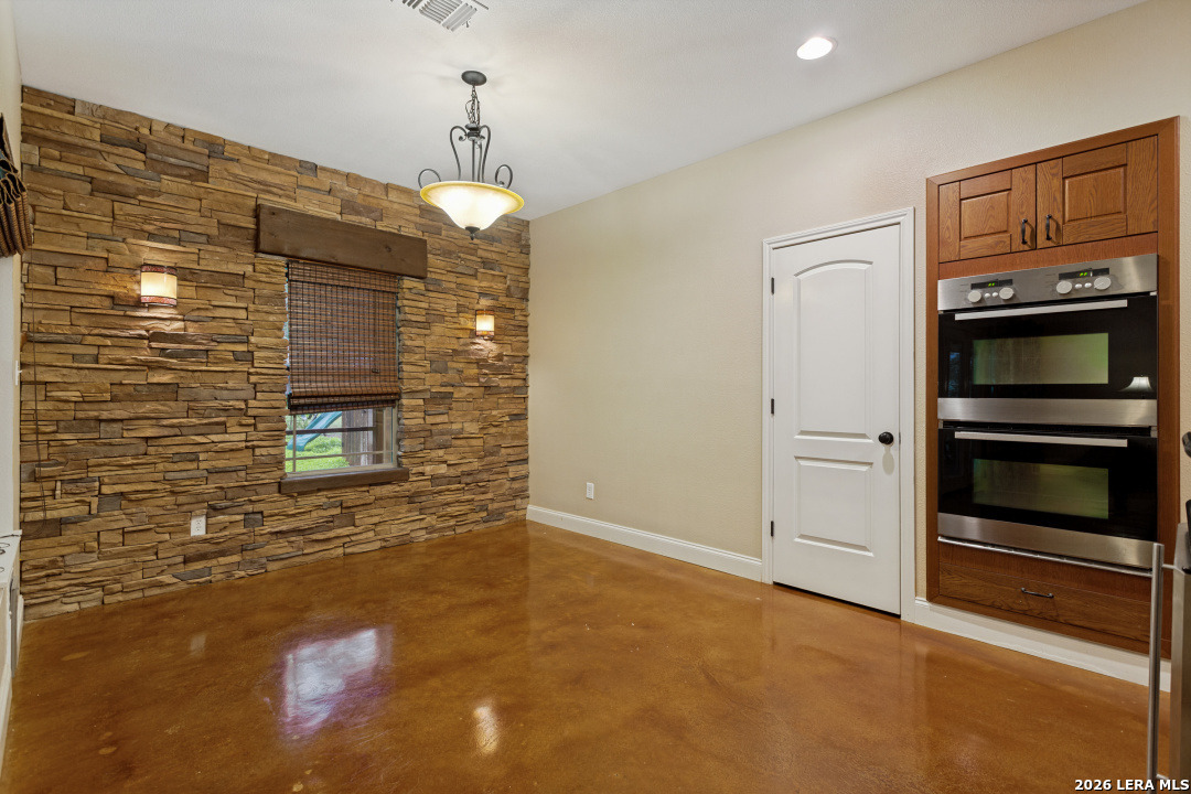 11154 Moorway