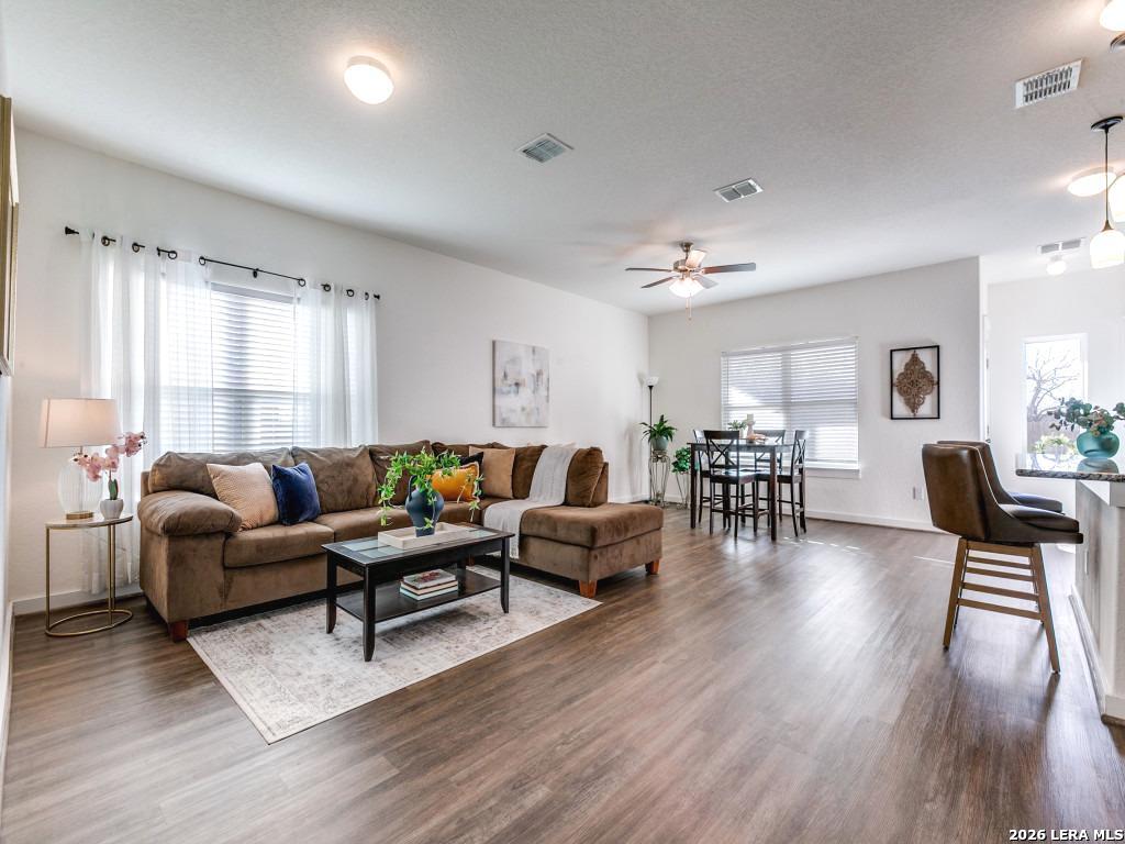 8207 Chasemont