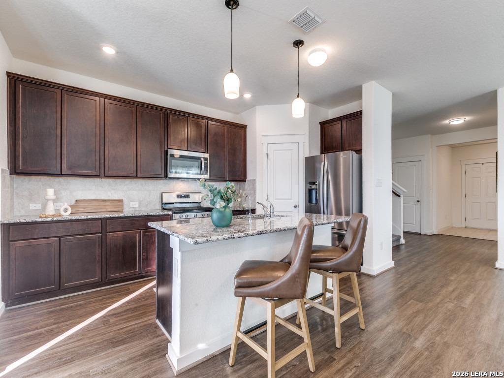 8207 Chasemont