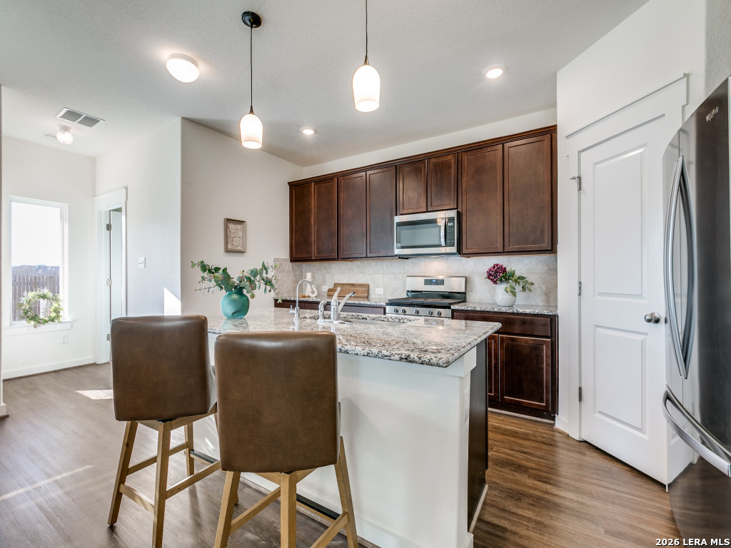 8207 Chasemont