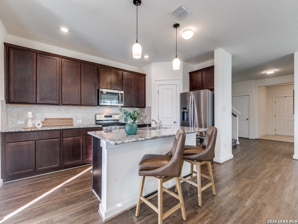 8207 Chasemont