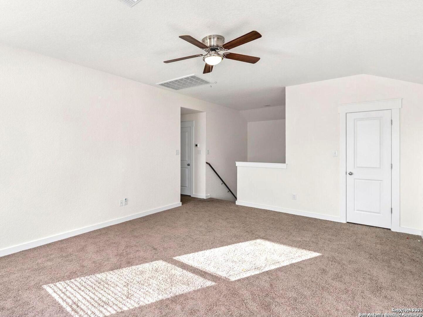 8207 Chasemont