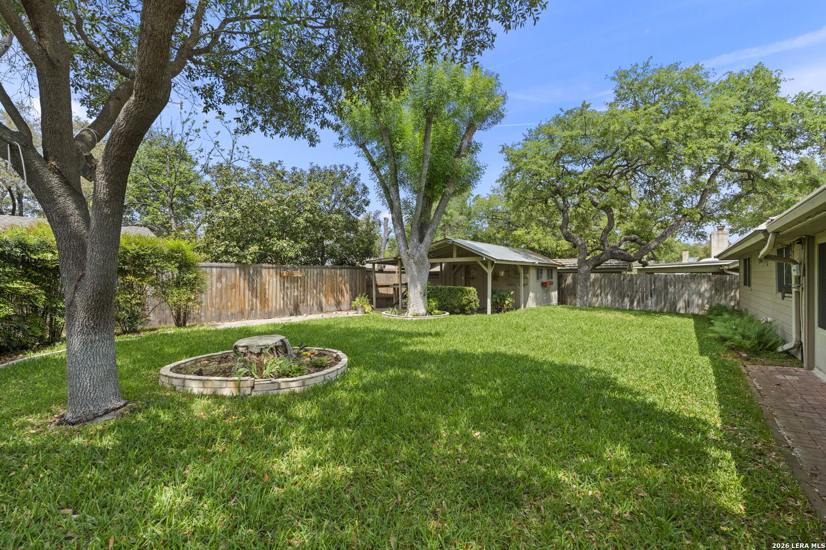 2031 Oak Vista