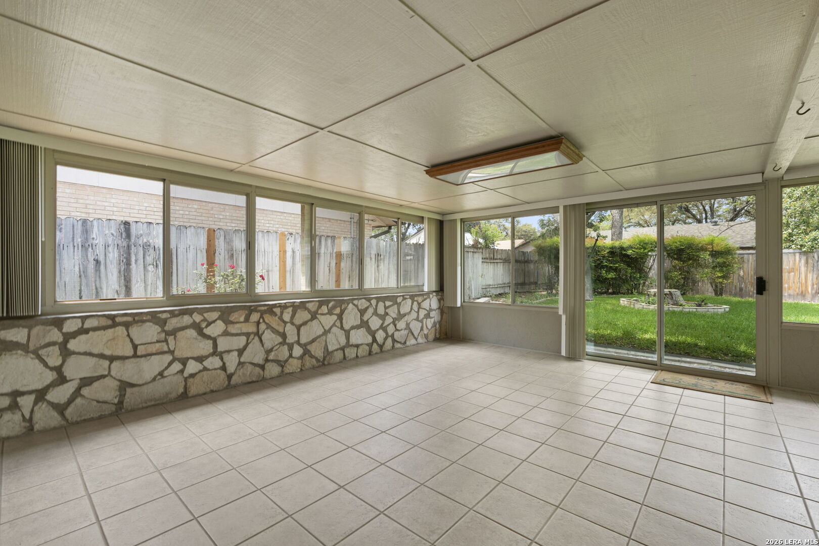 2031 Oak Vista