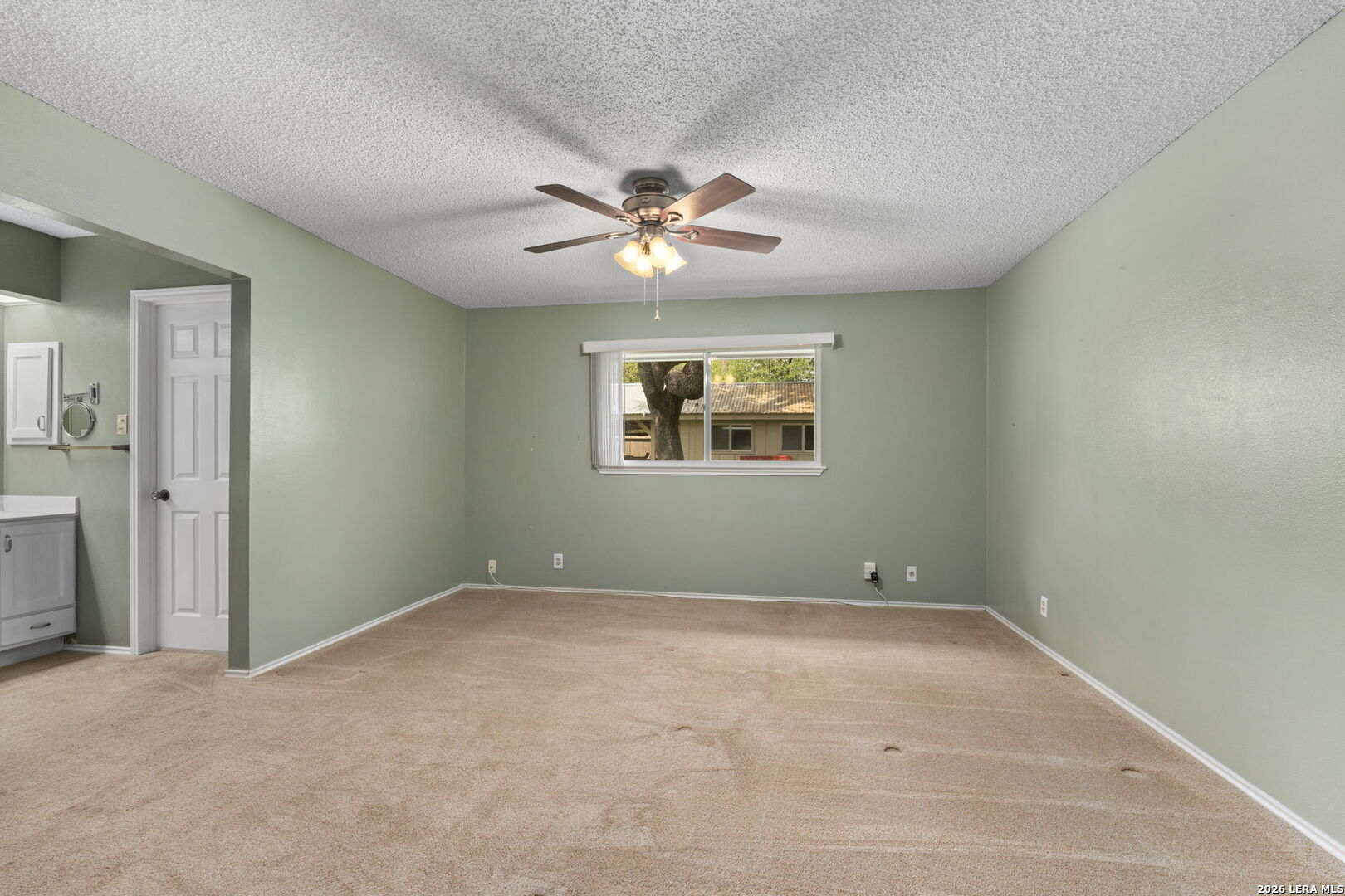 2031 Oak Vista