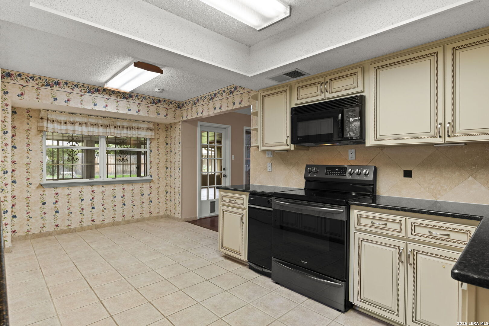 2031 Oak Vista