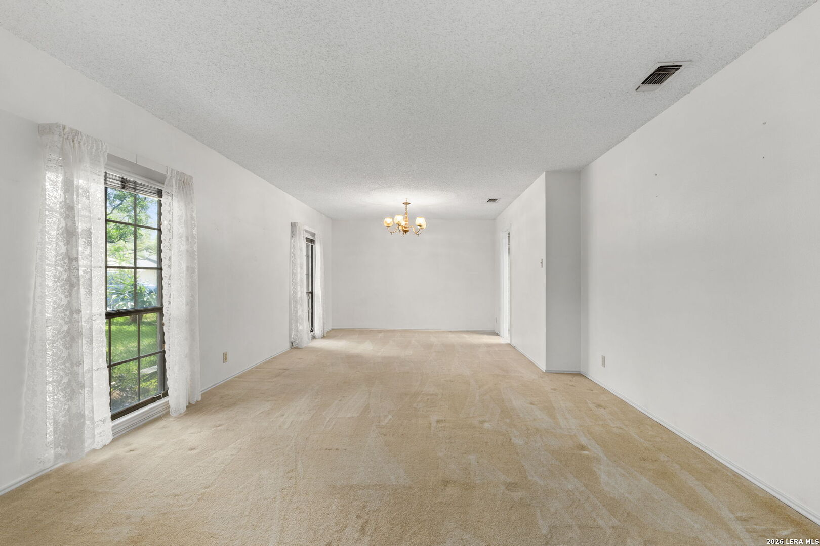 2031 Oak Vista