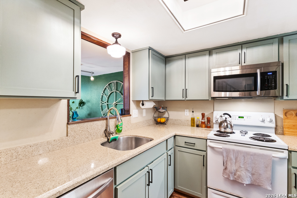 11303 Vance Jackson K2