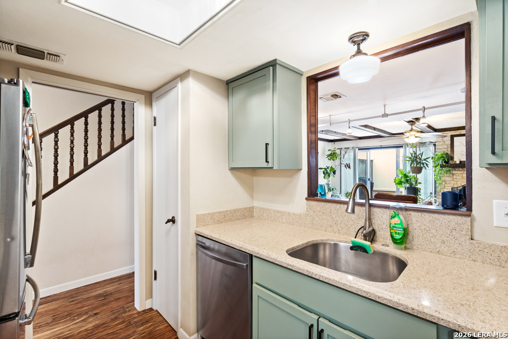 11303 Vance Jackson K2