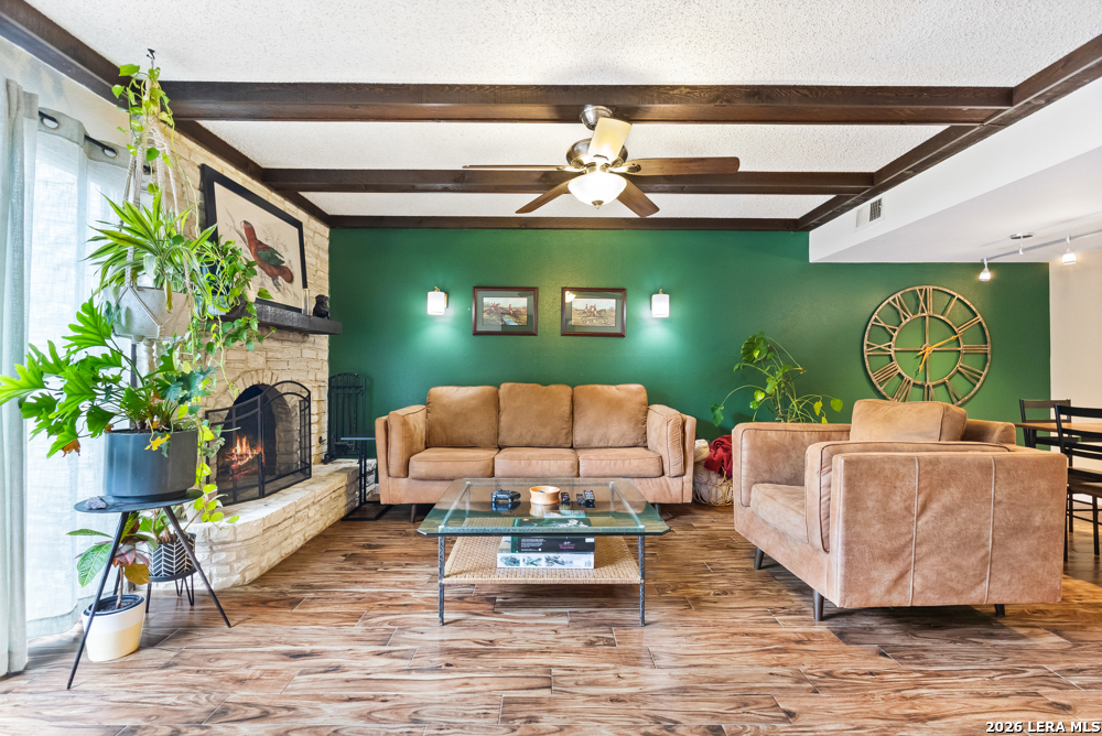 11303 Vance Jackson K2