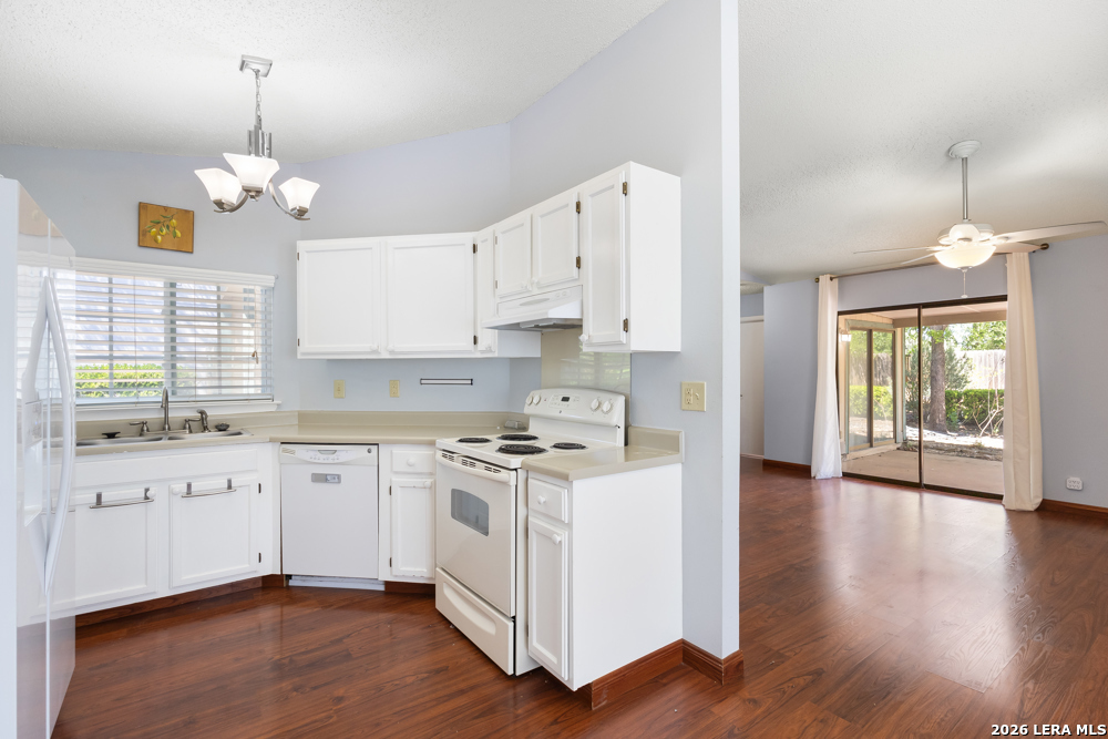 9929 Village Briar