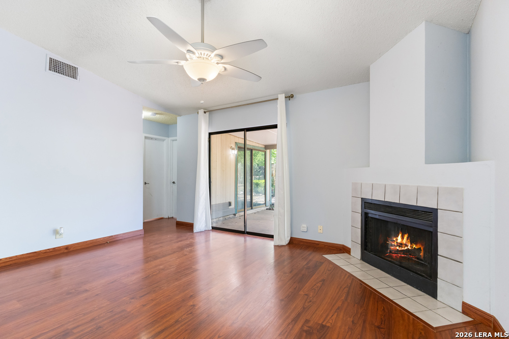 9929 Village Briar