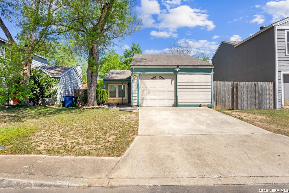 9929 Village Briar