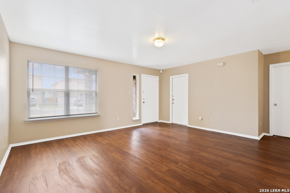 8304 Heights Valley