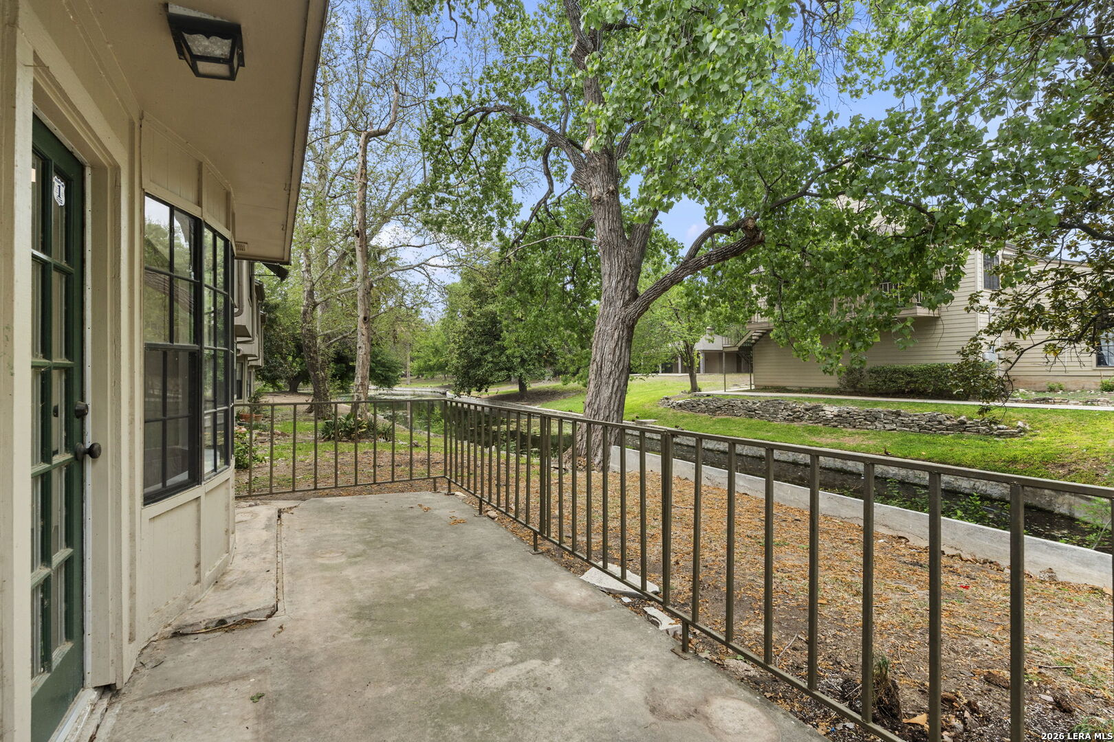 7711 Callaghan APT 801