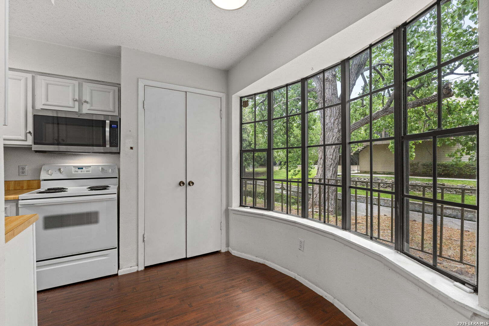 7711 Callaghan APT 801