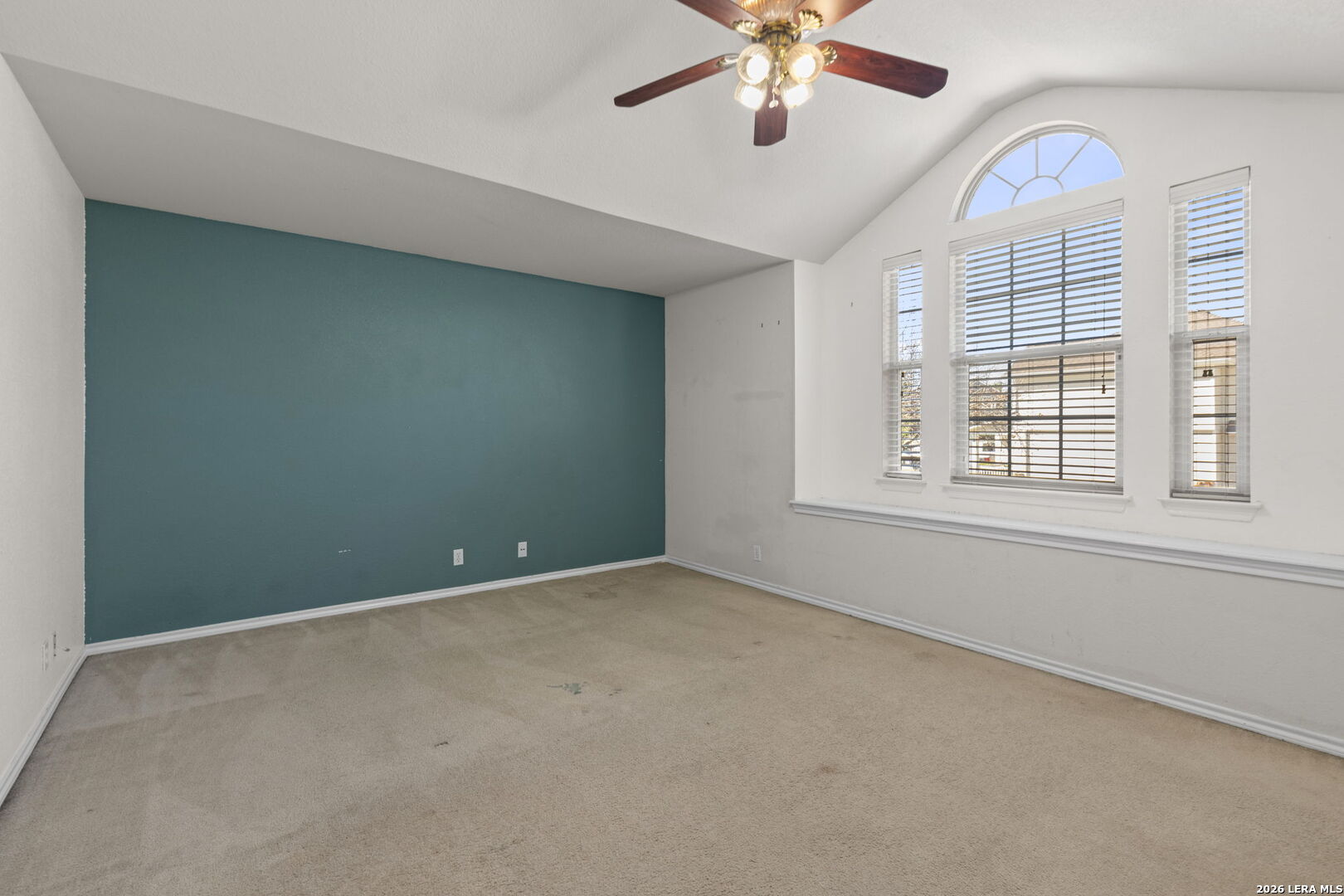 910 Thomas Ridge