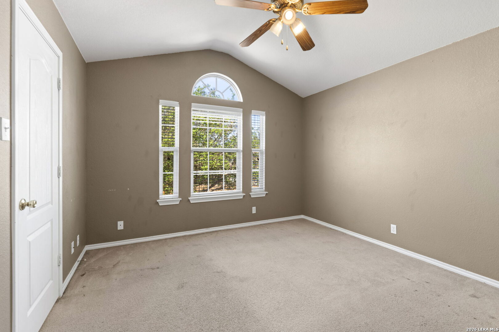 910 Thomas Ridge