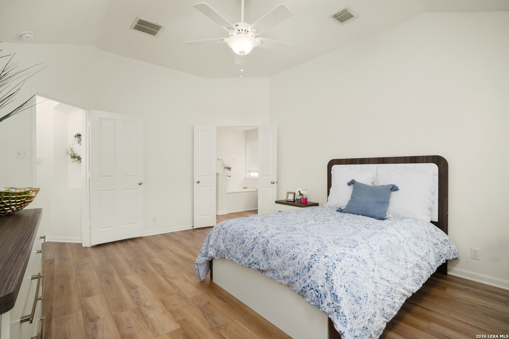 817 Emerald Bay