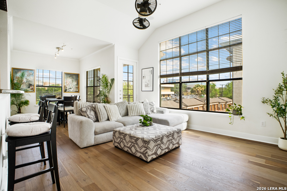 7342 Oak Manor Dr 1302