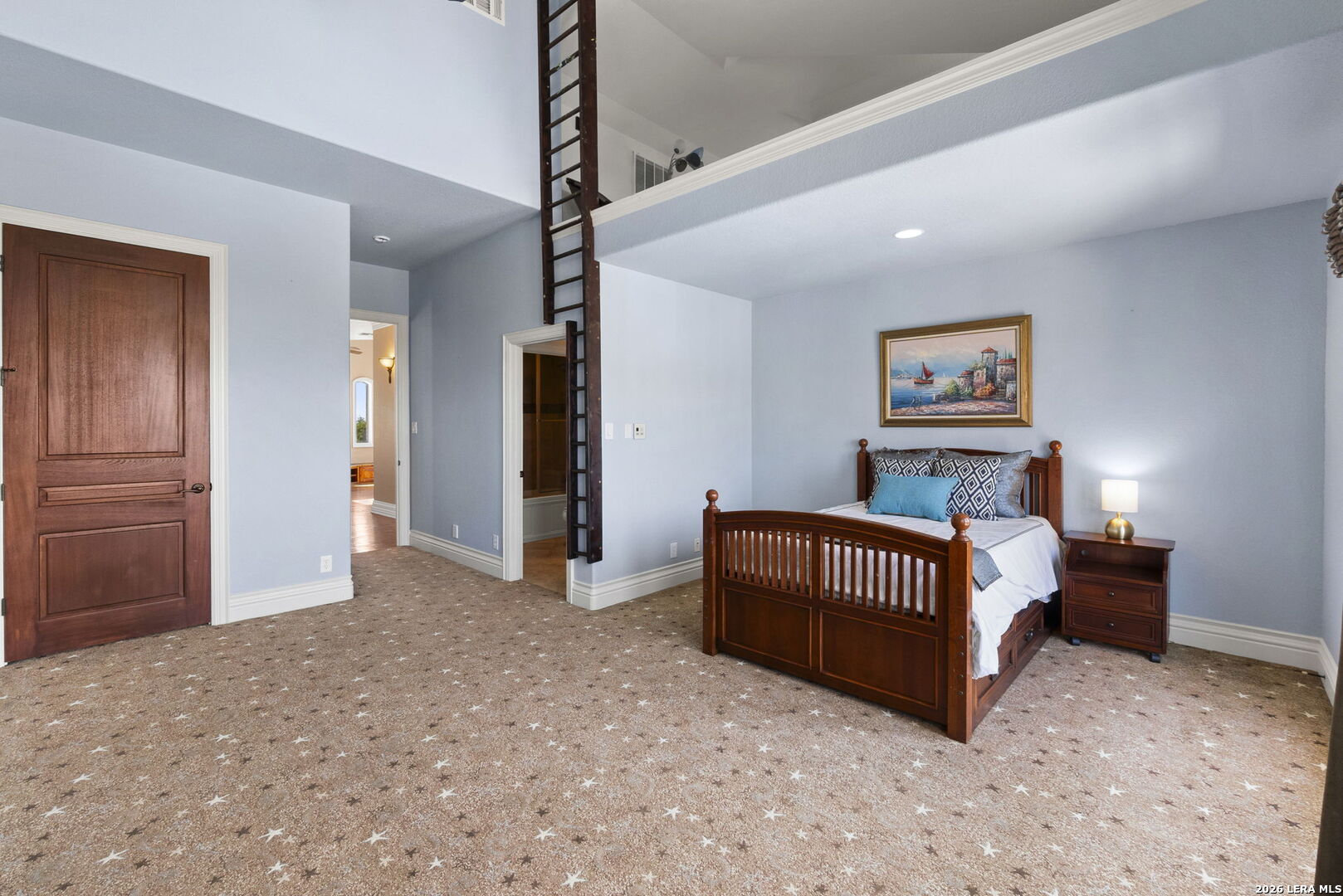 6762 MANOR HL