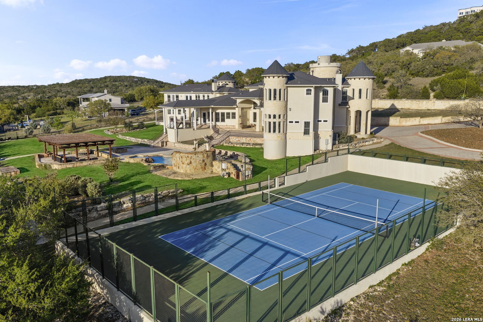 6762 MANOR HL