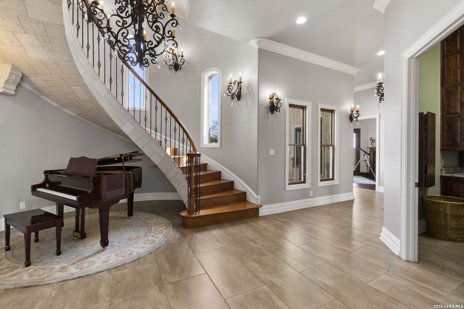 6762 MANOR HL