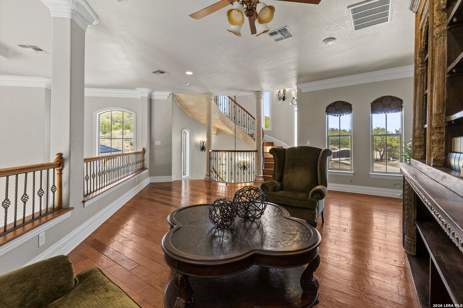 6762 MANOR HL