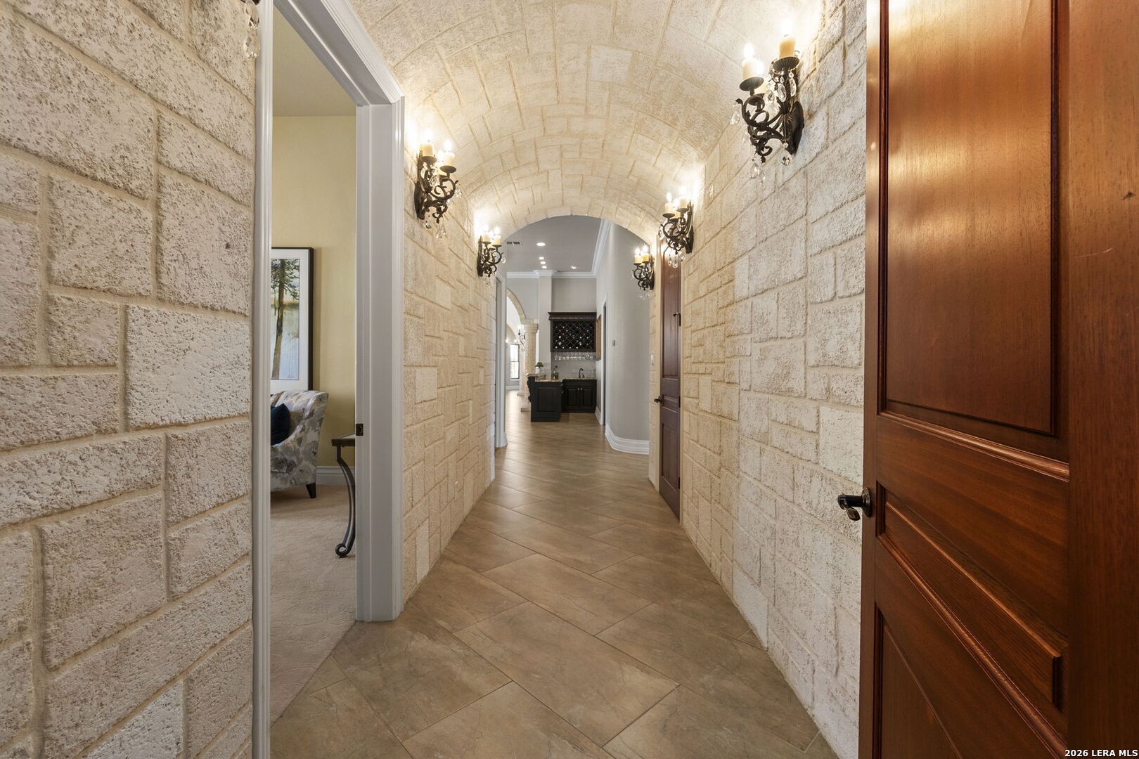 6762 MANOR HL