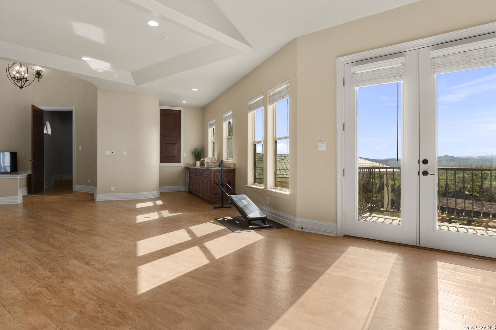 6762 MANOR HL