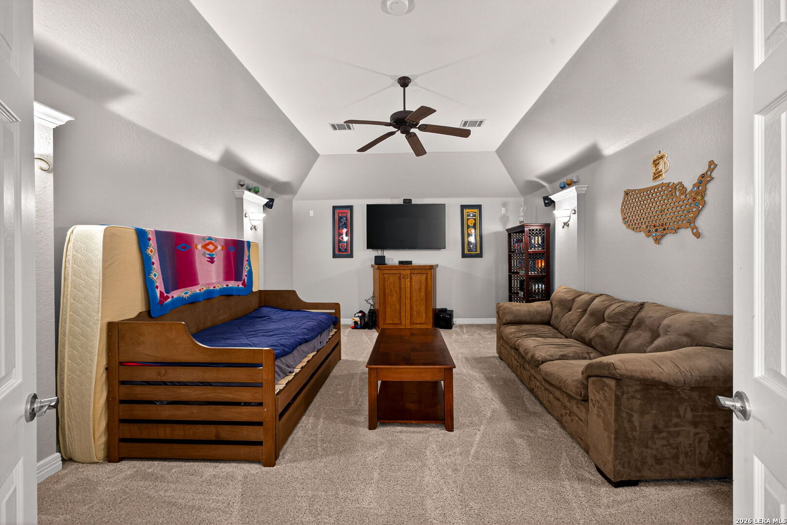 8715 Rancho De Taos