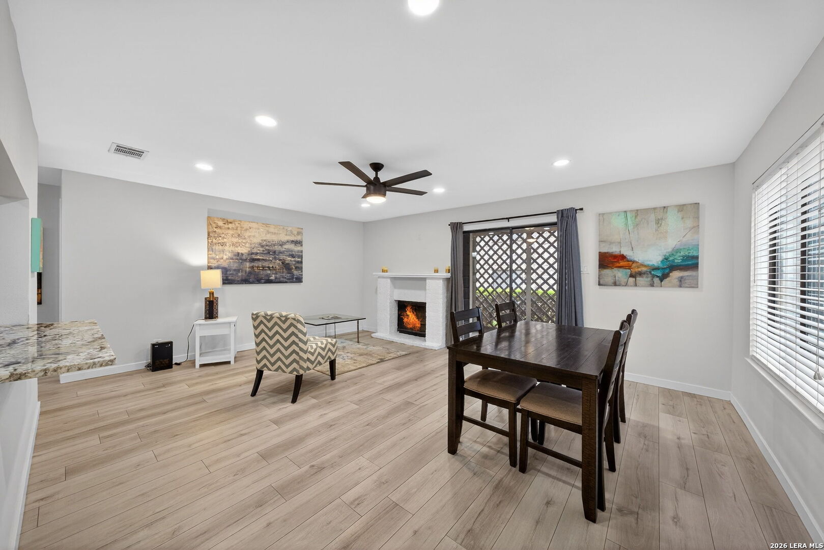11520 Huebner 501