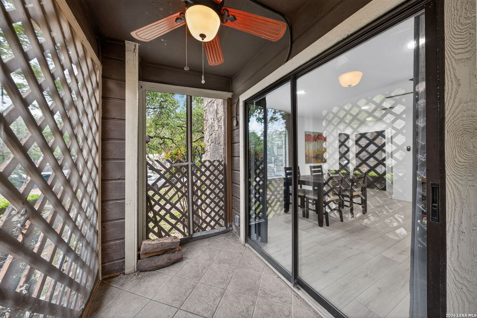 11520 Huebner 501