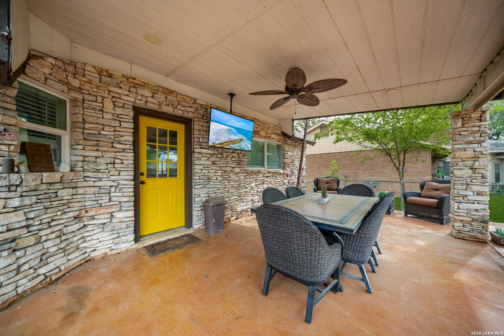 450 SPACEWAY DR