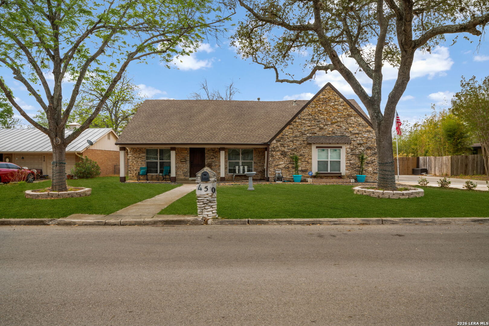 450 SPACEWAY DR