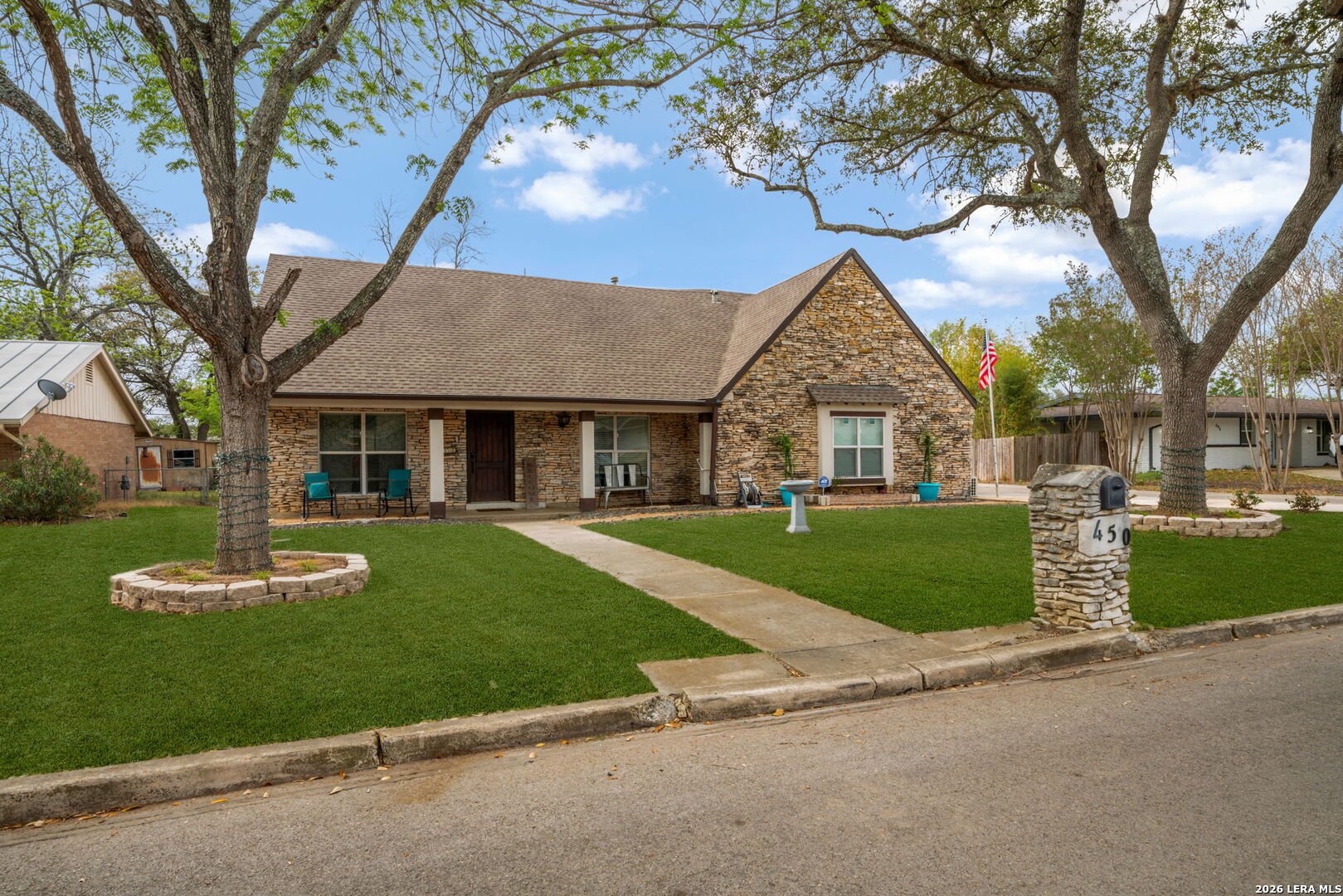 450 SPACEWAY DR
