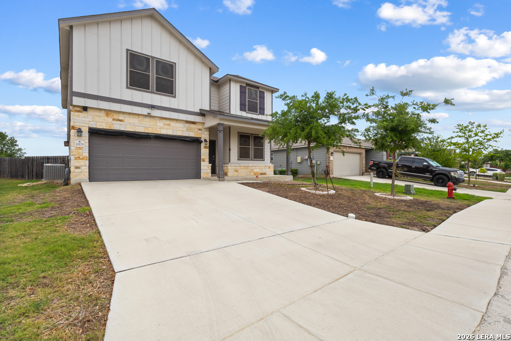 10679 PENELOPE WAY