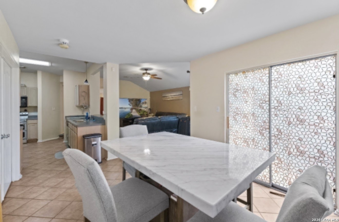 1427 Kingsbridge