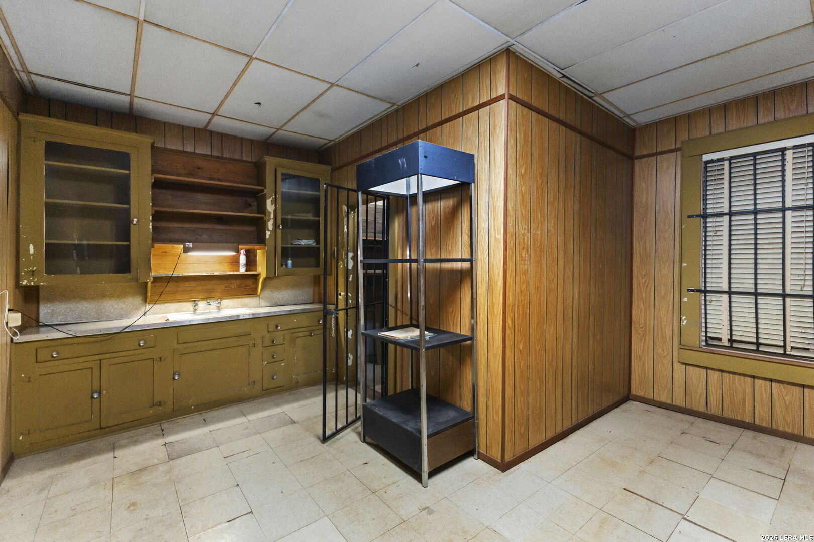 1375 W SAN ANTONIO ST