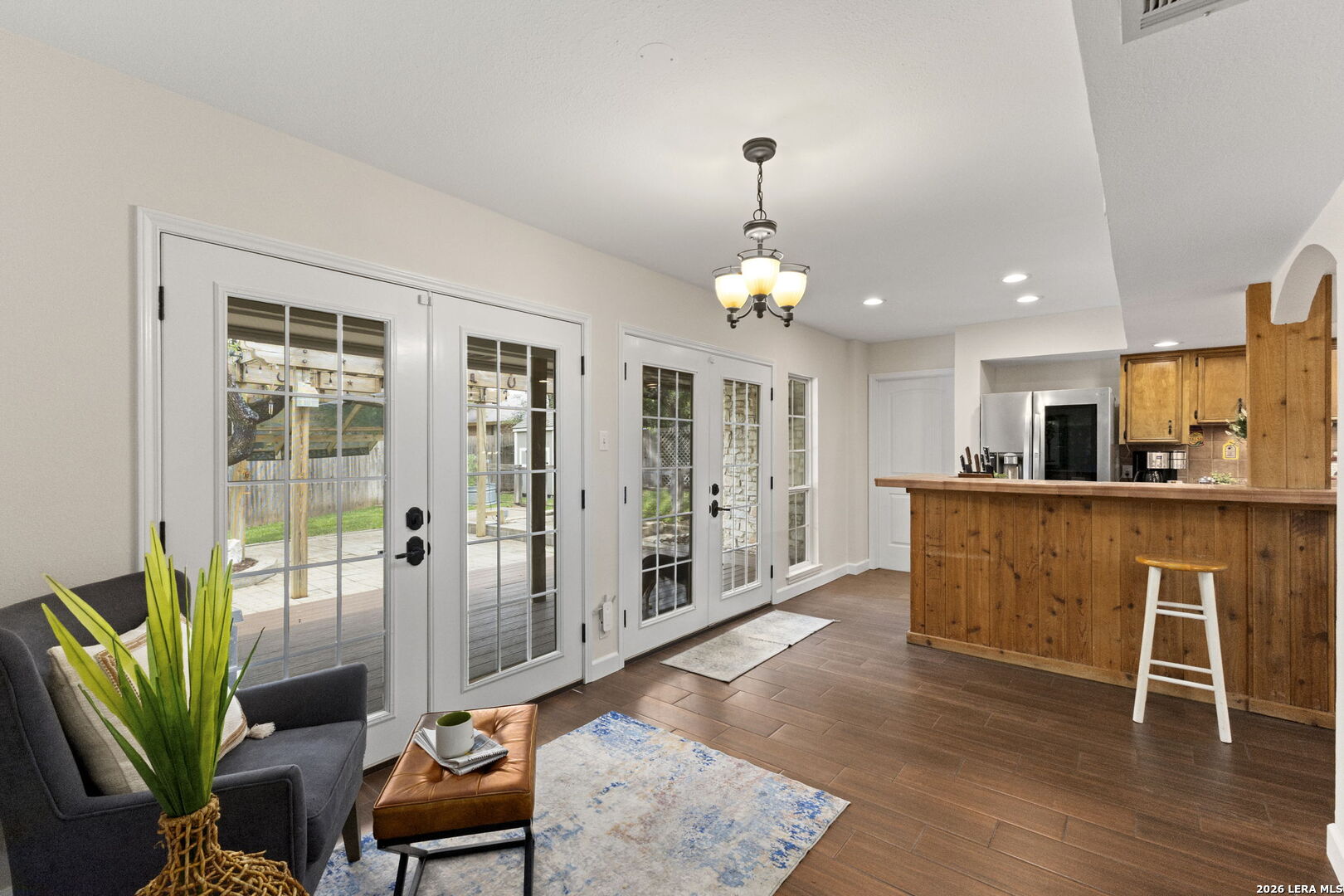 3515 Hunters Circle