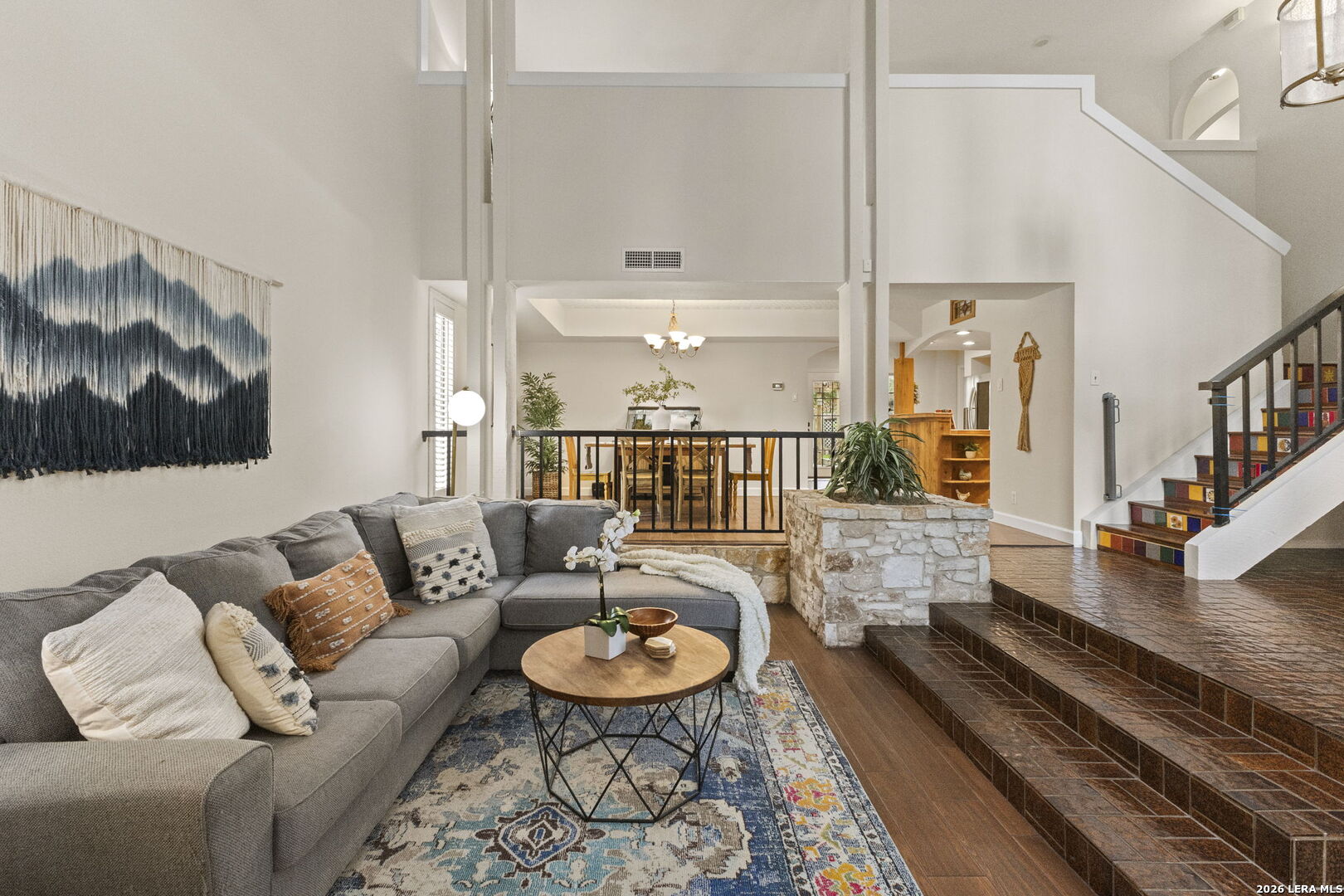 3515 Hunters Circle