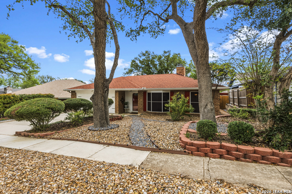 5010 CRESTWOOD DR