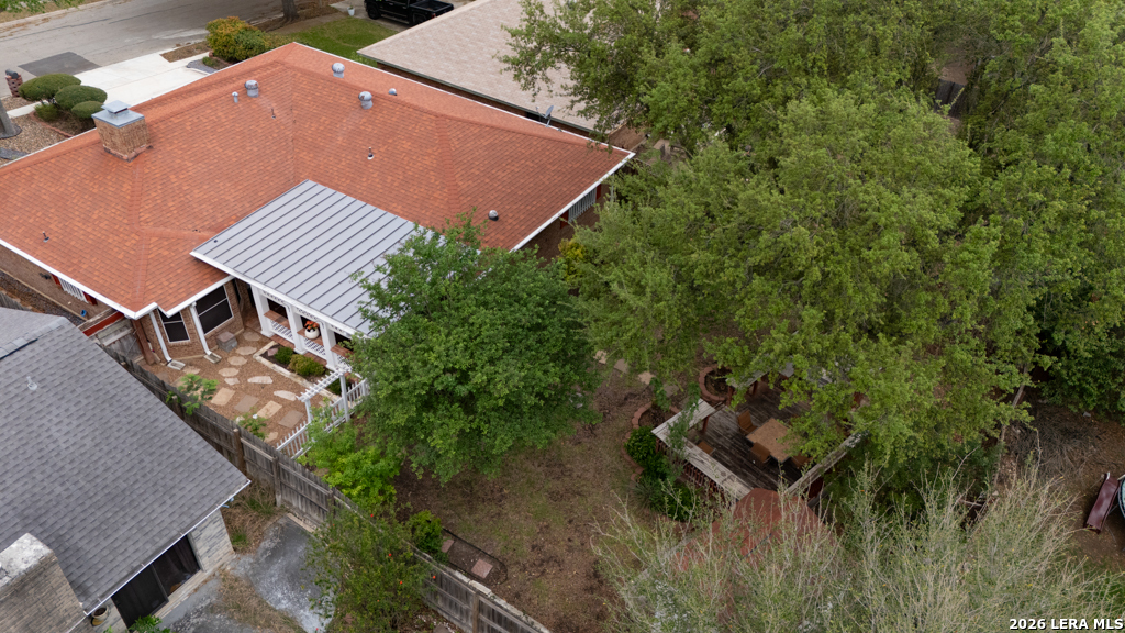 5010 CRESTWOOD DR