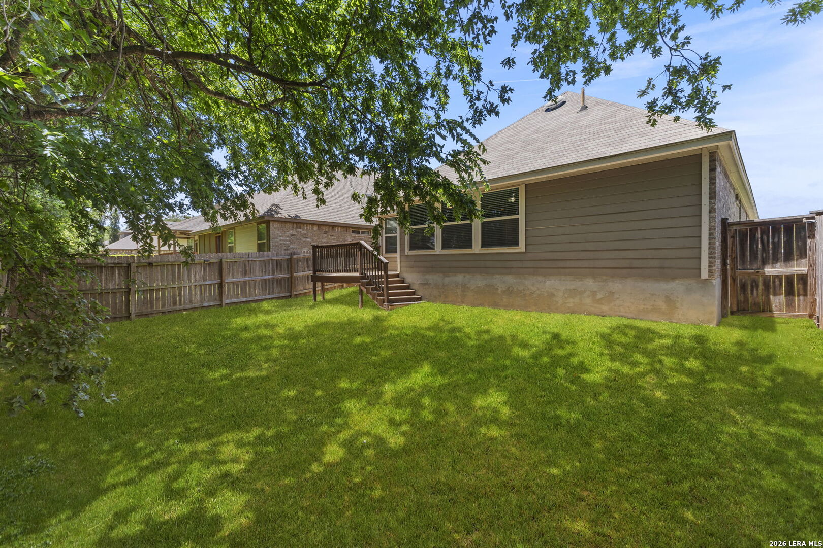 369 DERBY DR